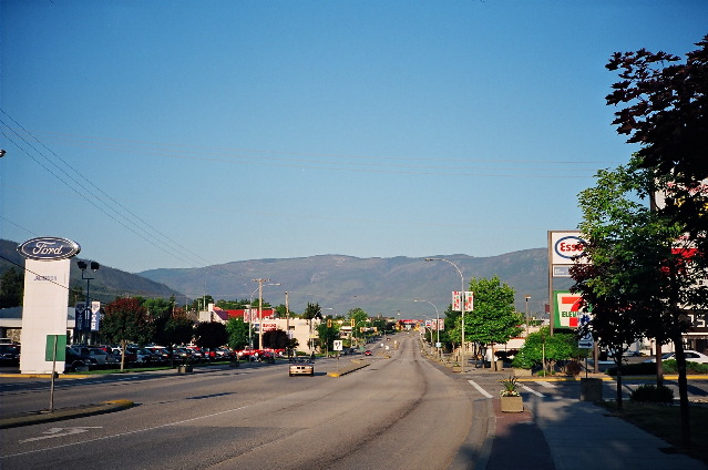 Trans-Canada Hwy at Salmon Arm, looking West